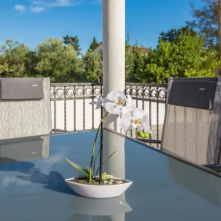 With Parking Space - 20013