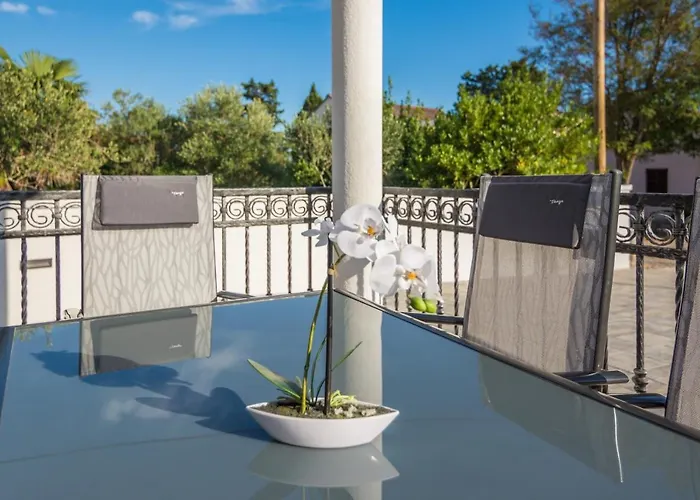 With Parking Space - 20013