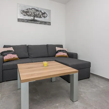 Apartment With A Parking Space - 20013