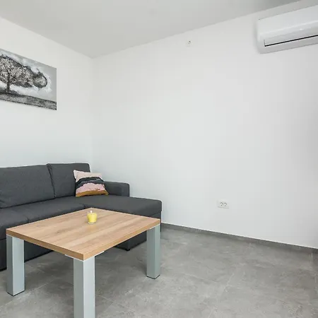 With Parking Space - 20013 Apartment *